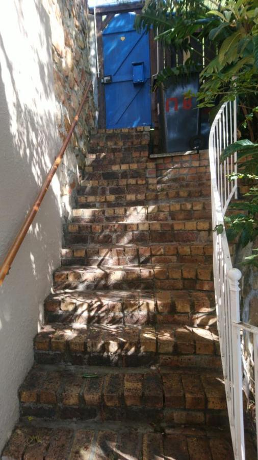 Independent Quaint Flat, Close To Beach 开普敦 外观 照片