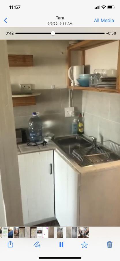 Independent Quaint Flat, Close To Beach 开普敦 外观 照片