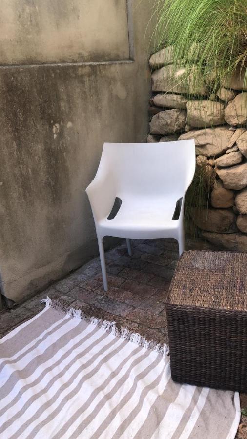 Independent Quaint Flat, Close To Beach 开普敦 外观 照片